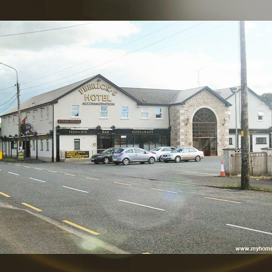 Feerick'S Hotel Rathowen Esterno foto